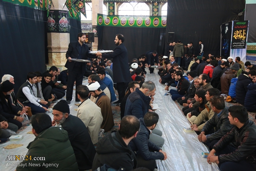 مراسم دعای ندبه همزمان با ایام فاطمیه در مسجد جمکران