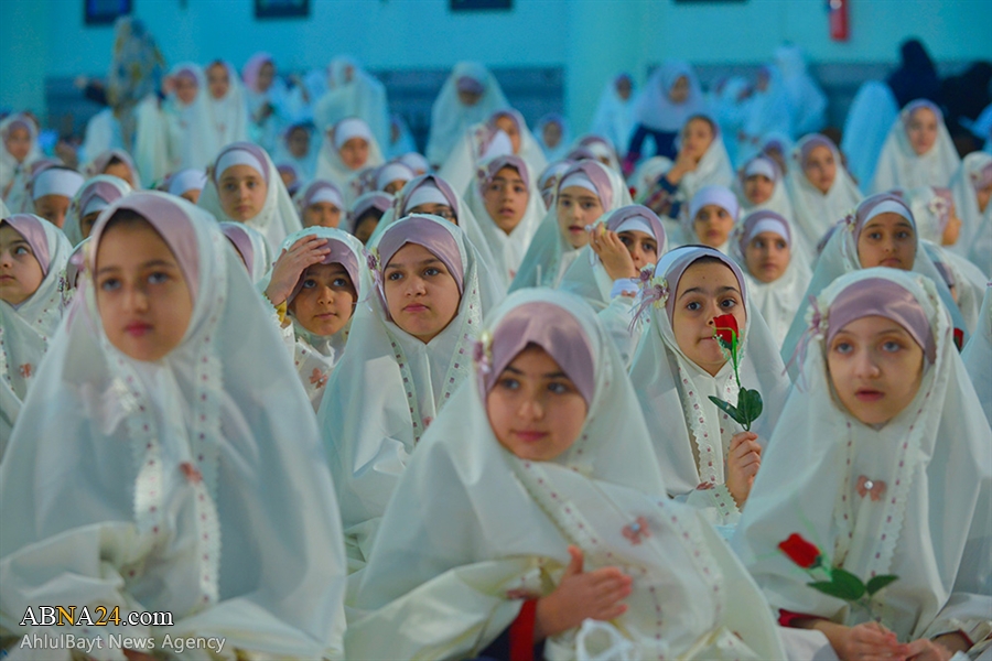 مراسم جشن تکلیف و عبادت دختران در حرم حضرت عبدالعظیم(ع)