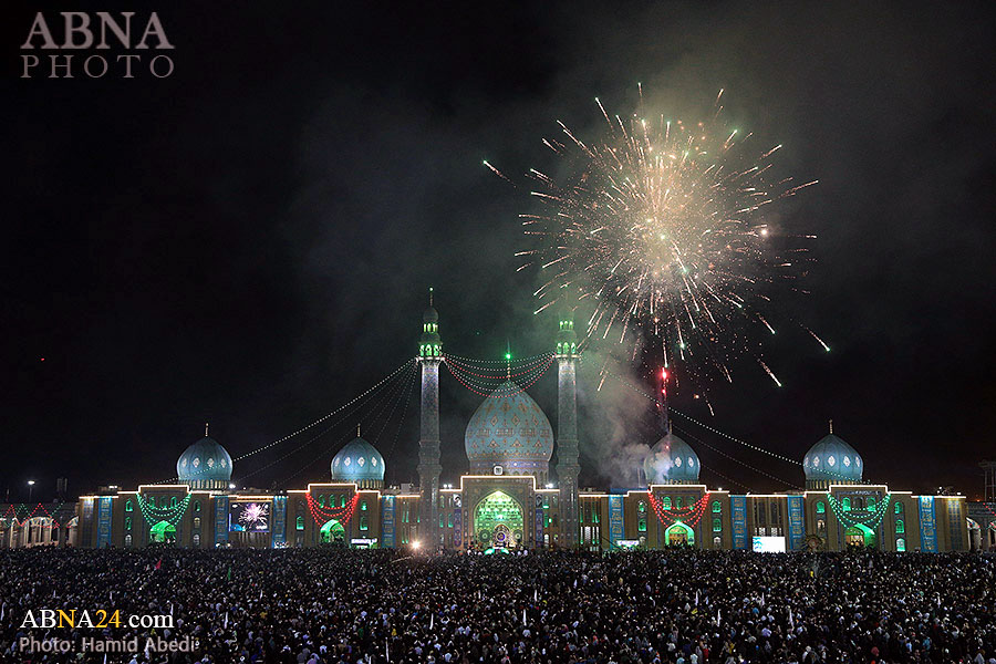 مراسم جشن شب نیمه شعبان در مسجد مقدس جمکران