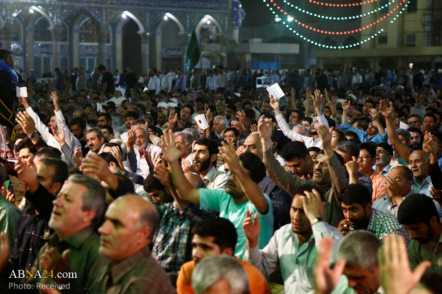 وداع با پیکر شهید مدافع حرم در مسجد مقدس جمکران 