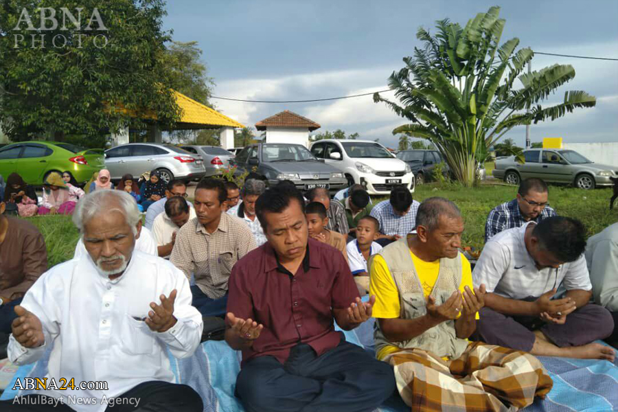 Spiritual ceremony for Arafah supplication in Malaysia
