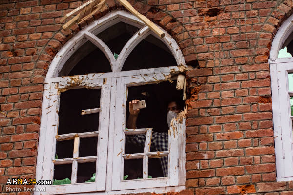 آسیب دیدن مسجد کشمیر در هجوم نیروهای پلیس هند