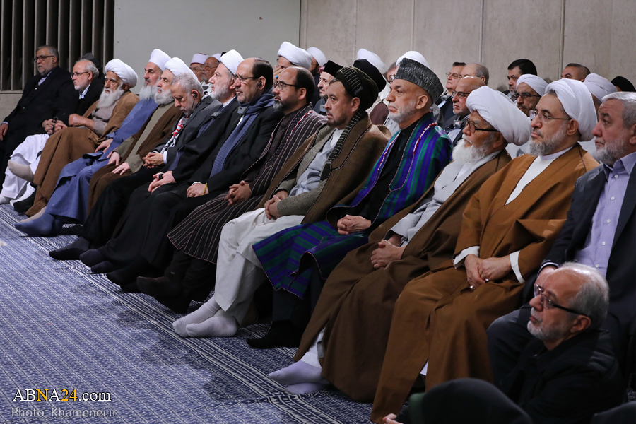 دیدار مسئولان نظام و میهمانان کنفرانس وحدت اسلامى‌ با رهبر معظم انقلاب 