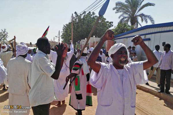 تظاهرات ضد عمر البشیر در سودان