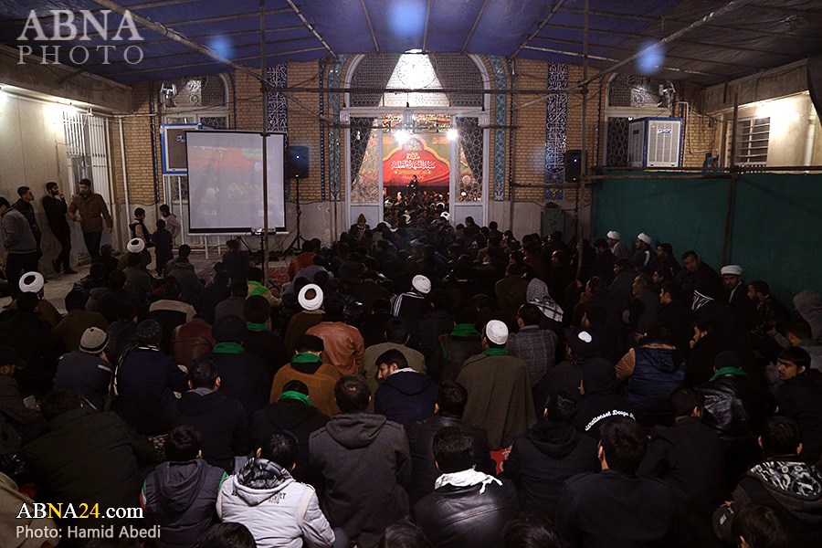 گزارش تصویری/ مراسم عزاداری ایام فاطمیه طلاب اردو زبان در شهر قم 