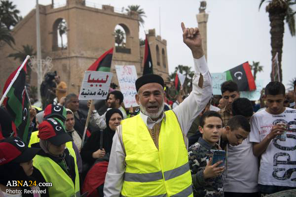 تظاهرات علیه خلیفه حفتر و فرانسه در طرابلس