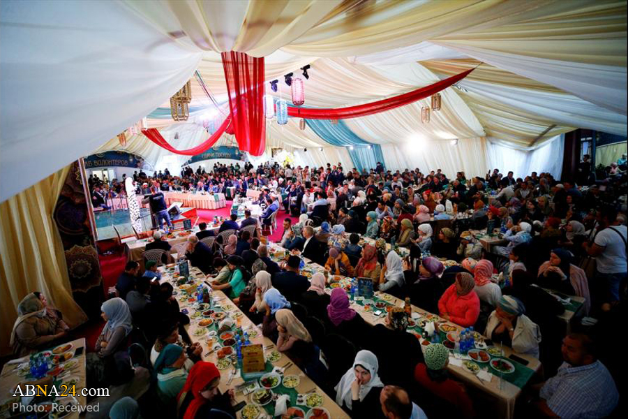 گزارش تصویری/ سفره افطاری مسلمانان روسیه در ماه مبارک رمضان