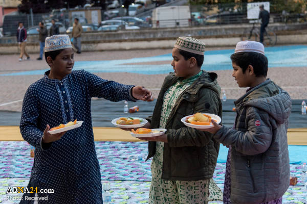 گزارش تصویری/ سفره افطار مسلمانان در رم