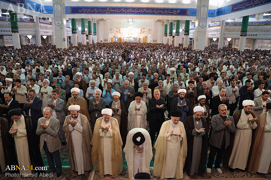 گزارش تصویری/ اقامه نماز عید سعید فطر در حرم حضرت معصومه(س)