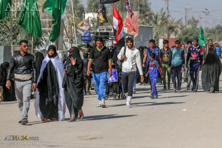 گزارش تصویری/ پیاده روی مردم عراق به سوی نجف در روز زیارتی امیرالمؤمنین(ع)