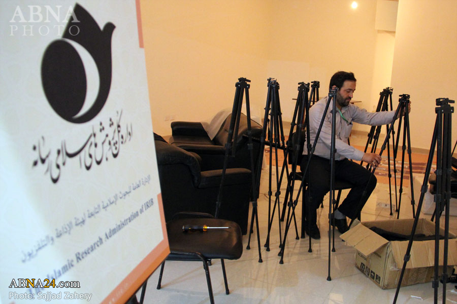 گزارش تصویری/ آماده سازی نمایشگاه هفته فرهنگی قم در لبنان 
