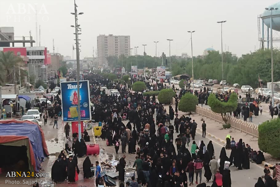 گزارش تصویری/ پیاده‌روی زوار به سوی مرقد حضرت علی(ع) در نجف اشرف - 1