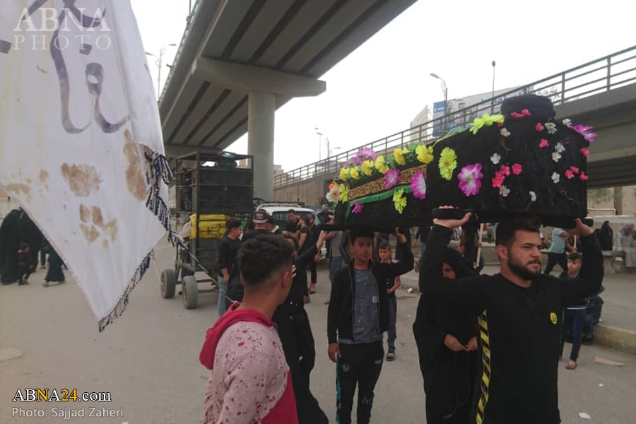 گزارش تصویری/ پیاده‌روی زوار به سوی مرقد حضرت علی(ع) در نجف اشرف - 2