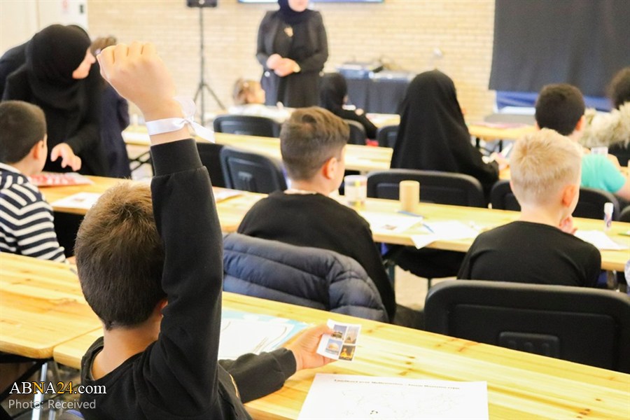 Photos: Introducing Imam Hussain (AS) to children at Islamic center in Copenhagen
