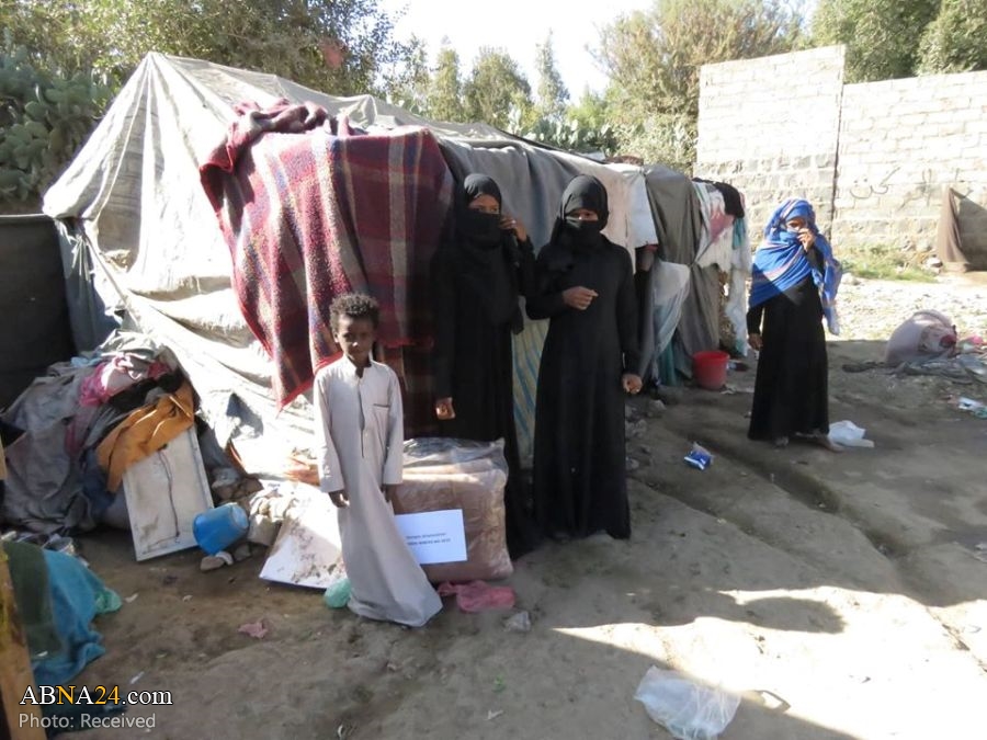 Photos: Swedish Shiites donate blankets to Yemeni needy people in cold season
