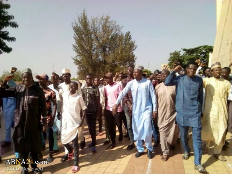 حمله نیروهای پلیس نیجریه به راهپیمایی مسالمت آمیز شیعیان در چهارمین سالگرد قتل عام زاریا 