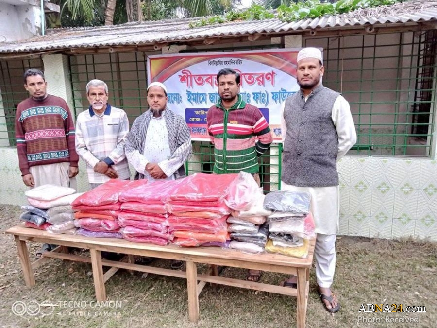 توزیع لباس گرم از سوی شیعیان بین نیازمندان در شهر نورنگار بنگلادش