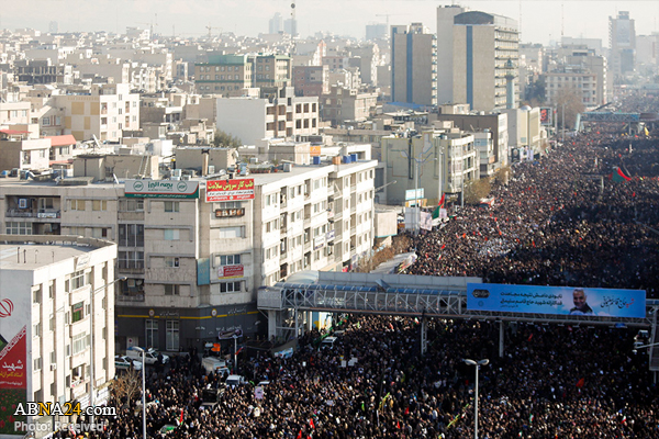 حشود مليونية في طهران تشارك في تشييع الشهيدين "الحاج قاسم سليماني و ابومهدي المهندس"