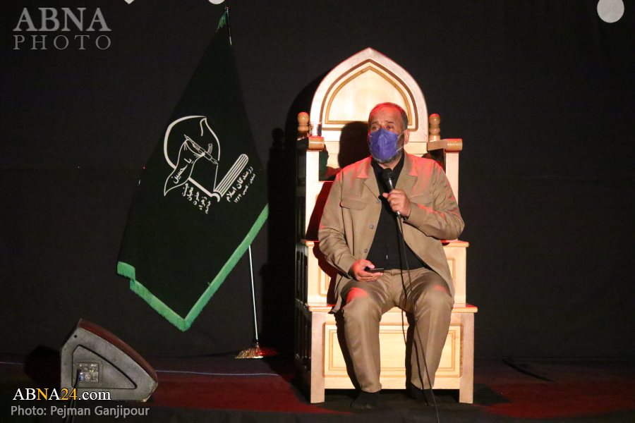 گزارش تصویری/ عزاداری شب عاشورای حسینی در هیئت رزمندگان اسلام اصفهان