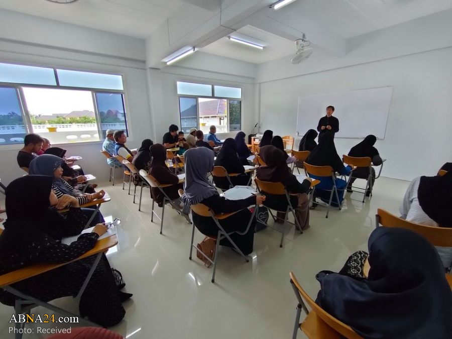 برگزاری کلاس‌های اسلام‌شناسی در مرکز امام زمان(عج) در "پاتوم تانی" تایلند