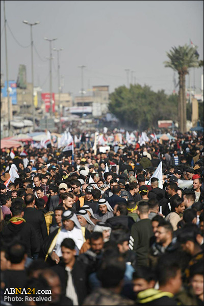 گزارش تصویری/ تظاهرات میلیونی عراقی‌ها در سالگرد شهادت سردار سلیمانی و ابومهدی المهندس (2)
