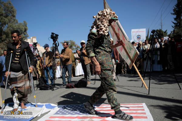 گزارش تصویری/ تظاهرات مردم یمن مقابل سفارت آمریکا در صنعاء