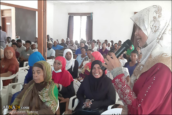 گزارش تصویری/ کنفرانس «حضرت زهرا(س) و حضرت مریم(س) برترین زنان عالم» در ماداگاسکار 