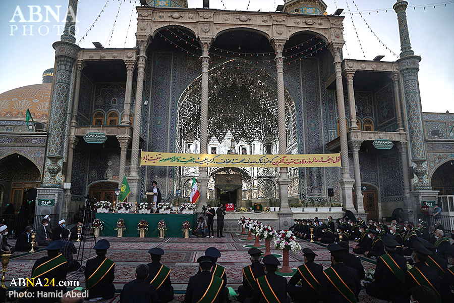 Ceremonia de cambio bandera del santuario de la Honorable Fátima Al-Ma’asumah (P)