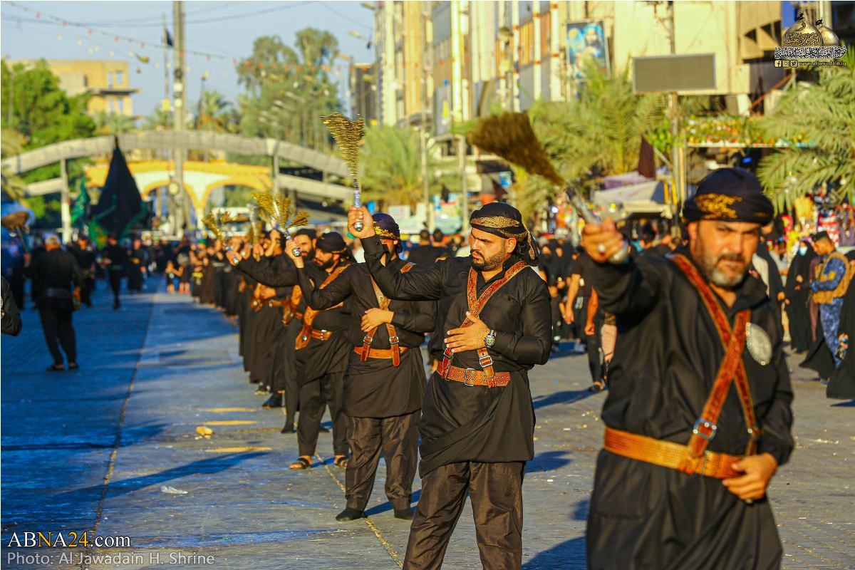 گزارش تصویری/ دسته عزاداری محرم در اطراف حرم کاظمین