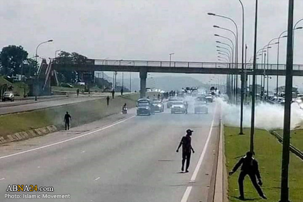 گزارش تصویری/ حمله مرگبار پلیس نیجریه به دسته عزاداری اربعین در شهر آبوجا