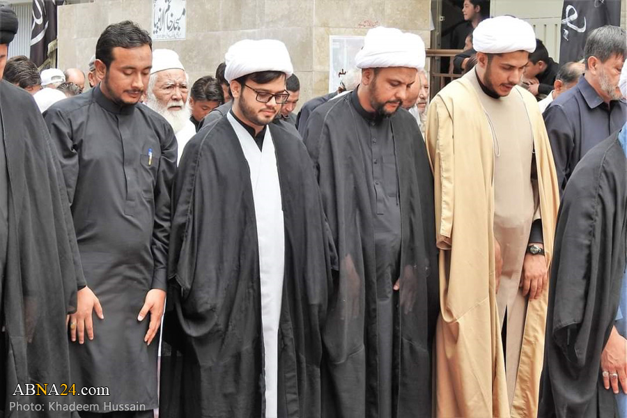 گزارش تصویری/ اقامه نماز جماعت در روز اربعین در شهر کویته 
