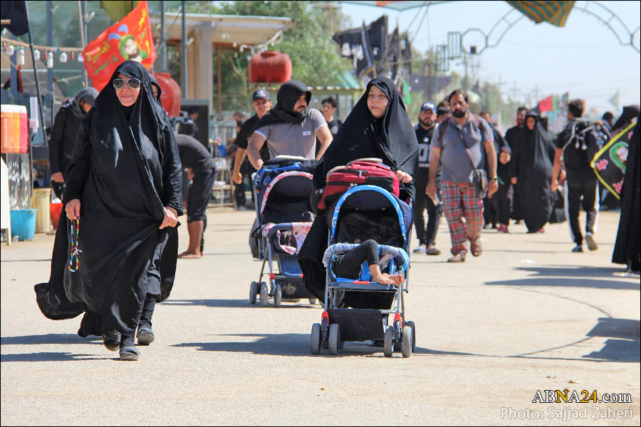گزارش تصویری/ حضور پرشمار کودکان در مراسم پیاده روی زیارت اربعین 