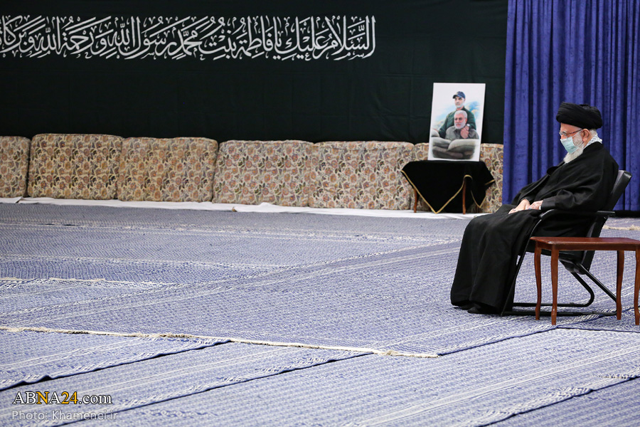 Foto noticia / La segunda noche de la ceremonia de luto de Hazrat Fatemeh (PBUH) con la presencia del Líder Supremo de la Revolución 