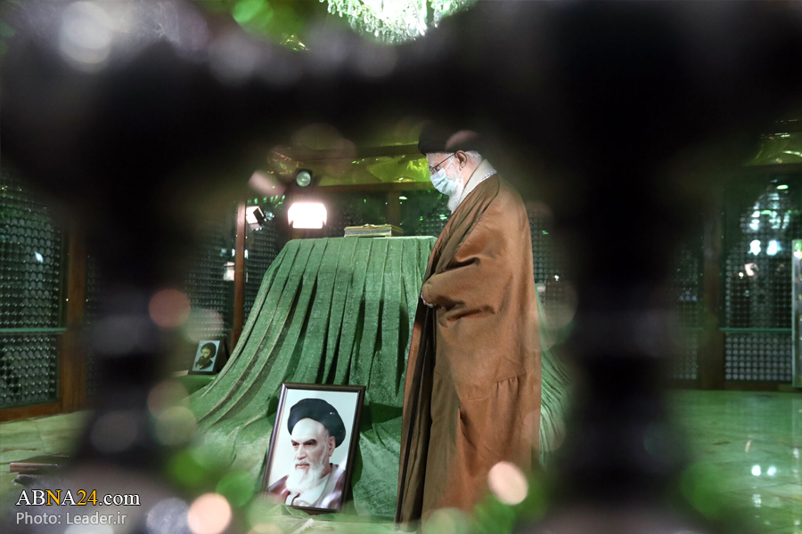 گزارش تصویری/ حضور رهبر انقلاب در مرقد مطهر امام خمینی(ره) و گلزار شهیدان